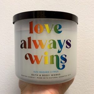 BBW Love Always Wins Candle